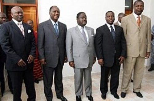 Article : Politiciens ivoiriens, entre l’enclume et le marteau !