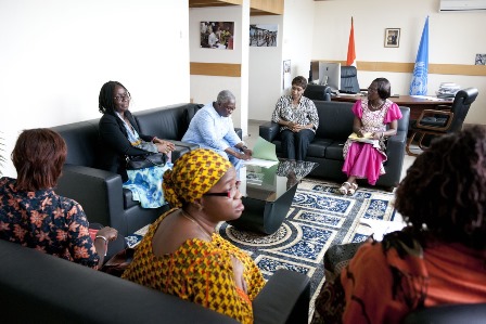 Une d&eacute;l&eacute;gation du GOFEHF &agrave; l'ONUCI. Ph: ONUCI